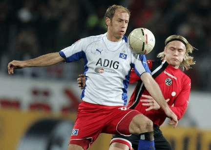 也削弱了他 也削弱了他