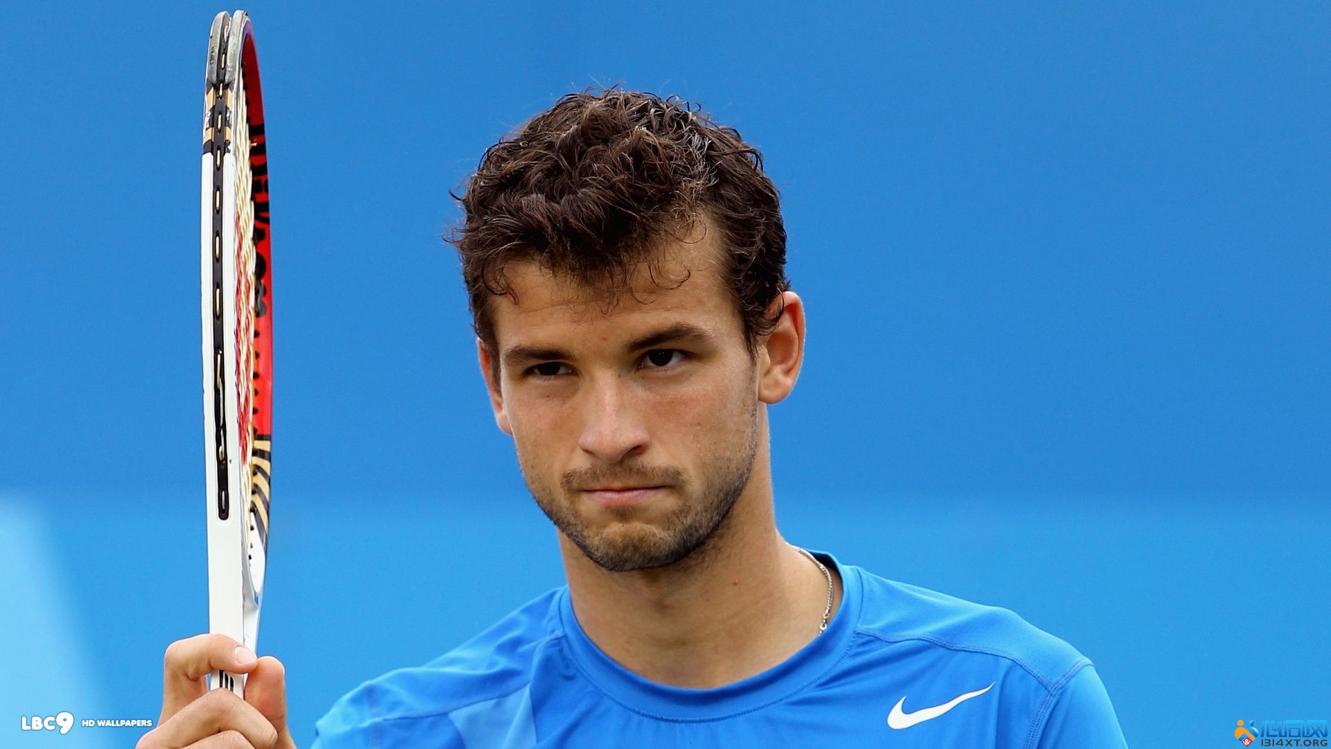 持绝对竞争 持绝对竞争