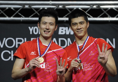 手流动与战 手流动与战